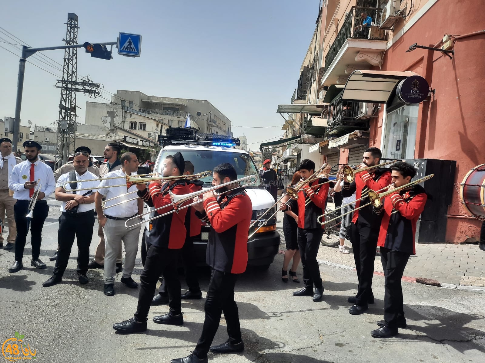 صور: استعراض كشفي ضخم في يافا بمناسبة يوم التقبيلة 